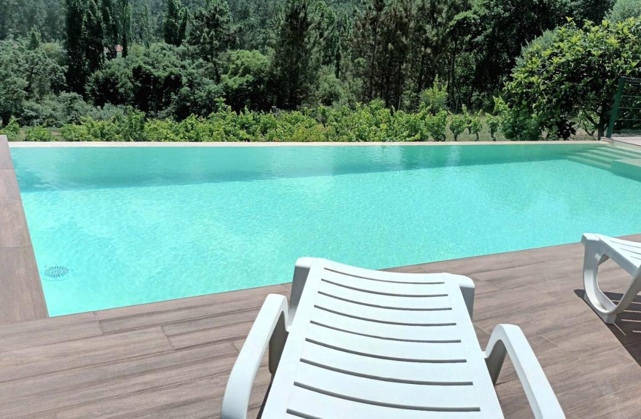 Casa Da Costureira Guest House Olival Екстериор снимка