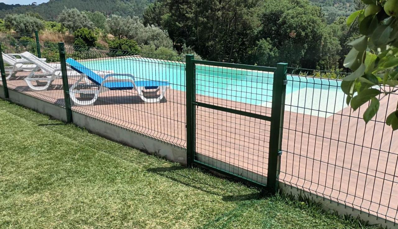 Casa Da Costureira Guest House Olival Екстериор снимка